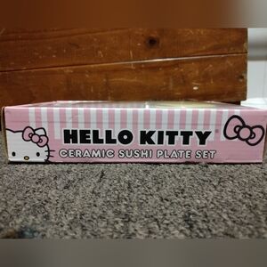 Hello Kitty Ceramic Sushi Plate Set